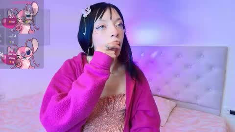 Snapshot of diamond__cherry chatting on 01/17/26, 03:06 Diamond online show from 01/17/26, 03:06