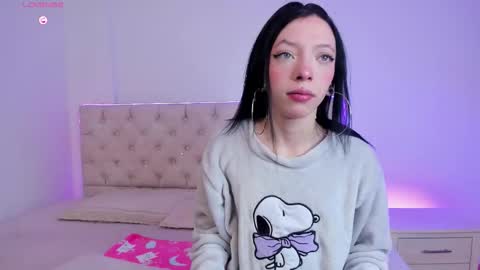 Snapshot of diamond__cherry chatting on 02/19/26, 01:18 Diamond online show from 02/19/26, 01:18