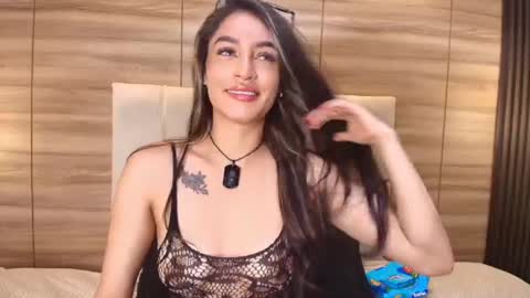 Snapshot of diamond_black19 chatting on 07/07/26, 02:58 Camila and Megan online show from 07/07/26, 02:58