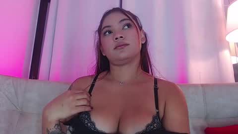 diamond_canela online show from 02/26/25, 07:42
