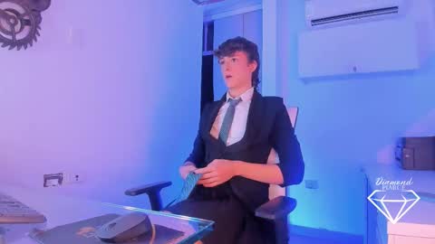 Snapshot of diamond_piarce chatting on 11/16/25, 03:45 Diamond online show from 11/16/25, 03:45