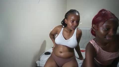 Snapshot of diamond_siren chatting on 03/26/26, 08:36 Cutie online show from 03/26/26, 08:36