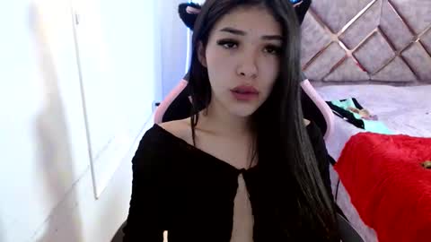 Snapshot of diamondgold28 chatting on 11/07/25, 03:28 diamondgold28 online show from 11/07/25, 03:28