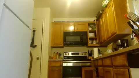 DiamondMonroeXo online show from 10/28/25, 05:37