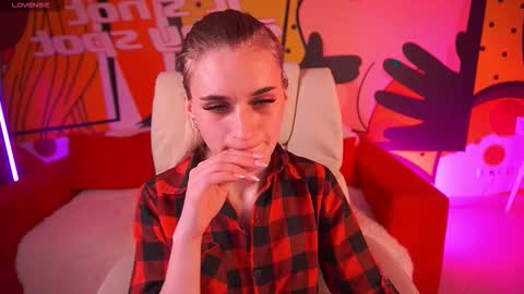 Snapshot of diamondnina chatting on 03/24/26, 08:14 DiamondNina online show from 03/24/26, 08:14