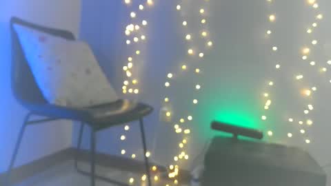 Snapshot of diamondshadows chatting on 02/28/25, 05:59 Diamonds online show from 02/28/25, 05:59