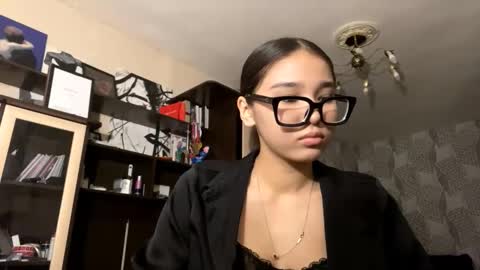 Julia online show from 02/06/26, 11:24