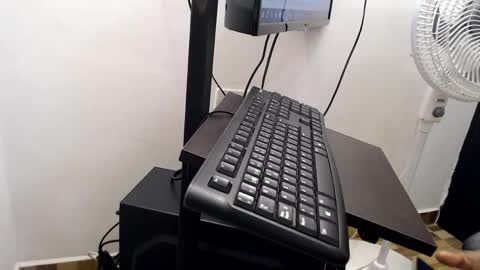 Snapshot of diamont_black1 chatting on 04/22/26, 04:59 diamont_black1 online show from 04/22/26, 04:59