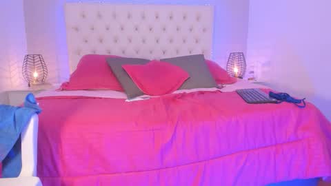 Snapshot of diana_clarck chatting on 11/24/25, 10:42 Diana Tamayo online show from 11/24/25, 10:42