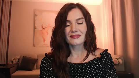 Diana DeLua online show from 09/29/25, 04:45