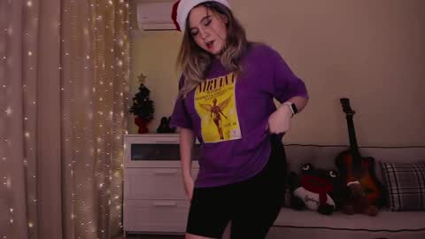 Diana online show from 12/19/24, 09:51