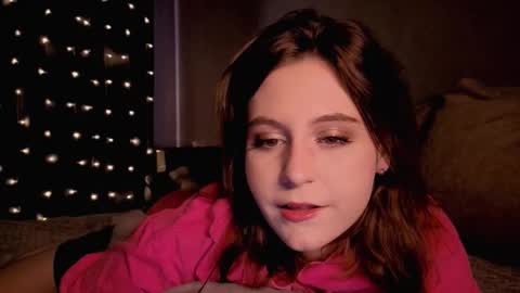 Snapshot of diana_floweri chatting on 12/19/25, 02:51 Diana online show from 12/19/25, 02:51