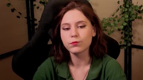 Snapshot of diana_floweri chatting on 02/01/26, 11:42 Diana online show from 02/01/26, 11:42