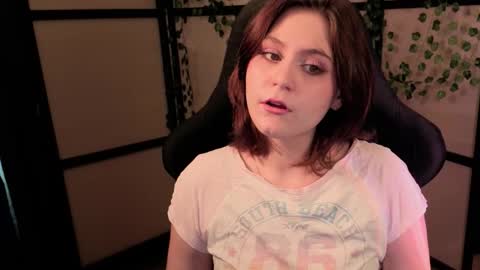 Snapshot of diana_floweri chatting on 03/18/26, 11:13 Diana online show from 03/18/26, 11:13