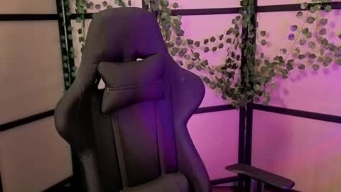 Snapshot of diana_floweri chatting on 03/20/26, 09:03 Diana online show from 03/20/26, 09:03