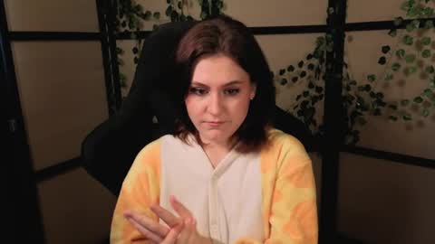 Snapshot of diana_floweri chatting on 04/16/26, 08:48 Diana online show from 04/16/26, 08:48