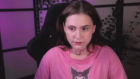 Snapshot of diana_floweri chatting on 05/21/26, 10:22 Diana online show from 05/21/26, 10:22