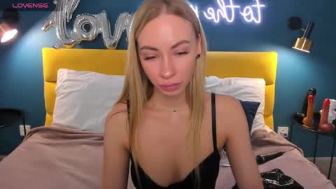 Diana  online show from 03/02/25, 01:36