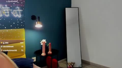 Snapshot of diana_garrett chatting on 03/28/26, 01:43 Diana online show from 03/28/26, 01:43