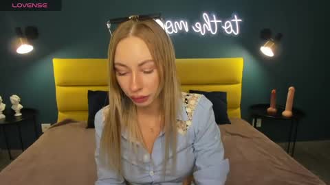 Snapshot of diana_garrett chatting on 04/16/26, 08:48 Diana online show from 04/16/26, 08:48