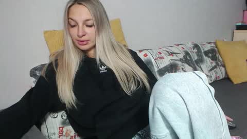 Snapshot of diana_lambert chatting on 11/05/25, 08:58 diana_lambert online show from 11/05/25, 08:58