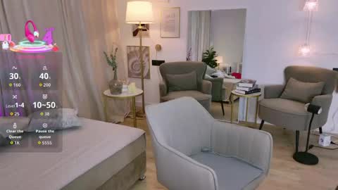 Snapshot of diana_soft chatting on 04/21/26, 02:45 Diana online show from 04/21/26, 02:45