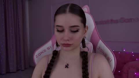 Snapshot of dianabecker chatting on 01/13/25, 06:49 Diana online show from 01/13/25, 06:49