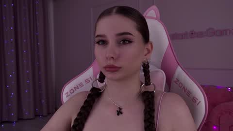 Snapshot of dianabecker chatting on 01/14/25, 12:54 Diana online show from 01/14/25, 12:54