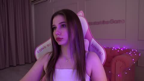 Snapshot of dianabecker chatting on 01/20/25, 04:10 Diana online show from 01/20/25, 04:10