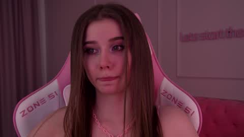 Snapshot of dianabecker chatting on 01/25/25, 01:54 Diana online show from 01/25/25, 01:54