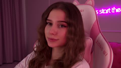 Snapshot of dianabecker chatting on 01/25/25, 09:35 Diana online show from 01/25/25, 09:35