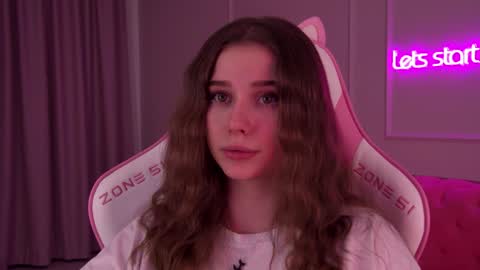 Snapshot of dianabecker chatting on 01/26/25, 12:37 Diana online show from 01/26/25, 12:37