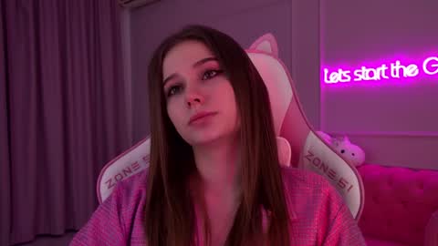 Snapshot of dianabecker chatting on 01/28/25, 06:17 Diana online show from 01/28/25, 06:17