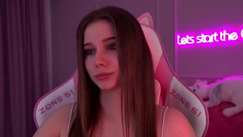 Snapshot of dianabecker chatting on 01/29/25, 12:43 Diana online show from 01/29/25, 12:43