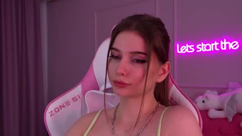 Snapshot of dianabecker chatting on 01/31/25, 09:48 Diana online show from 01/31/25, 09:48