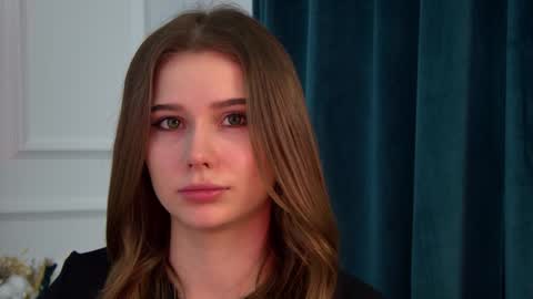 Snapshot of dianabecker chatting on 02/02/25, 09:56 Diana online show from 02/02/25, 09:56