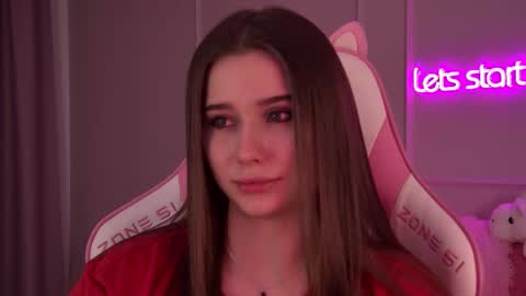 Snapshot of dianabecker chatting on 02/10/25, 12:41 Diana online show from 02/10/25, 12:41