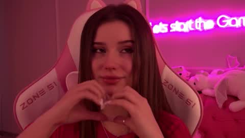 Snapshot of dianabecker chatting on 02/25/25, 04:46 Diana online show from 02/25/25, 04:46