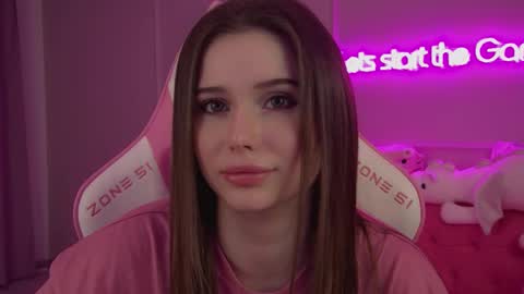 Snapshot of dianabecker chatting on 03/03/25, 09:37 Diana online show from 03/03/25, 09:37