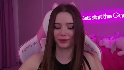 Snapshot of dianabecker chatting on 03/09/25, 09:25 Diana online show from 03/09/25, 09:25