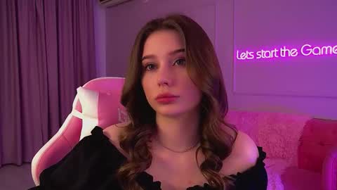 Snapshot of dianabecker chatting on 09/29/25, 06:24 Diana online show from 09/29/25, 06:24