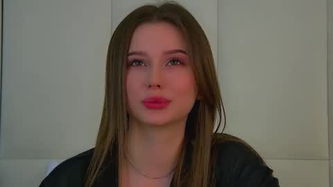 Snapshot of dianabecker chatting on 10/12/25, 06:29 Diana online show from 10/12/25, 06:29