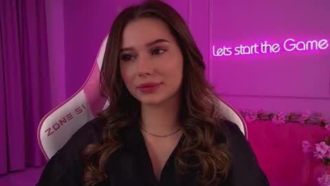 Snapshot of dianabecker chatting on 03/23/26, 06:23 Diana online show from 03/23/26, 06:23