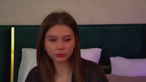 Snapshot of dianabecker chatting on 06/15/26, 06:10 Diana online show from 06/15/26, 06:10