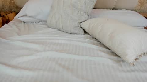 dianac1998 online show from 12/03/24, 04:28