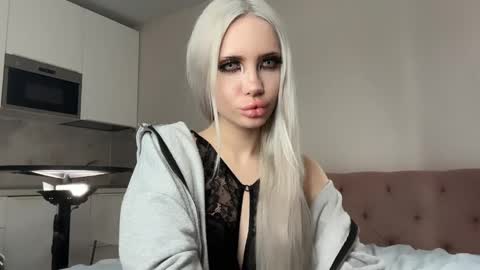 Snapshot of dianadesire_ chatting on 04/04/26, 05:49 Diana online show from 04/04/26, 05:49