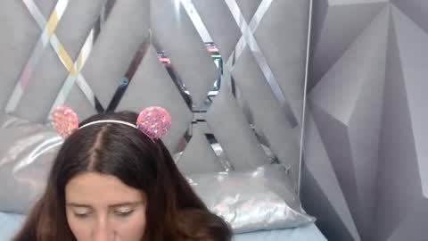 Diana online show from 02/10/25, 05:19