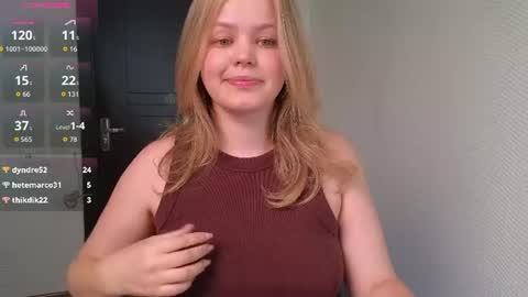 Snapshot of dianaholiday chatting on 06/17/26, 03:02 Olga online show from 06/17/26, 03:02