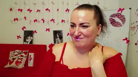 Diana online show from 02/19/26, 07:15