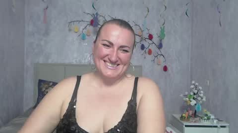 Snapshot of dianamgg chatting on 04/13/26, 11:27 Diana online show from 04/13/26, 11:27